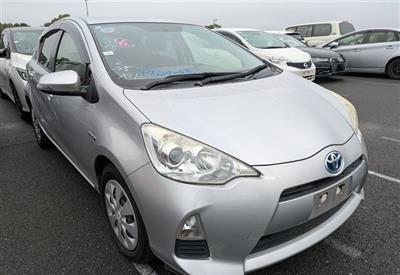 2012 Toyota Aqua - Thumbnail
