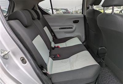 2012 Toyota Aqua - Thumbnail