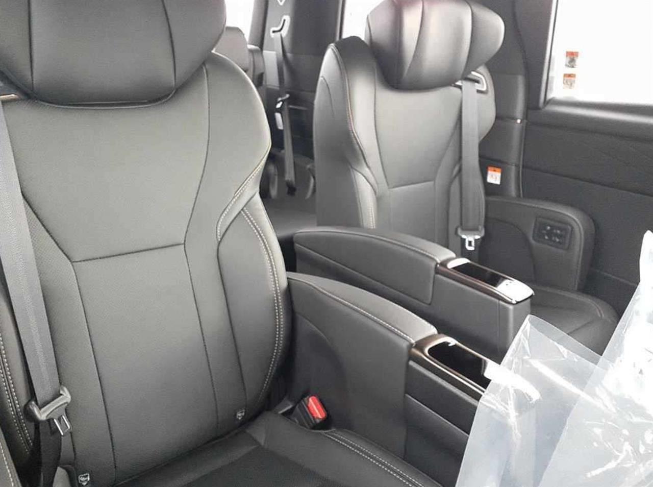 2025 Toyota Alphard