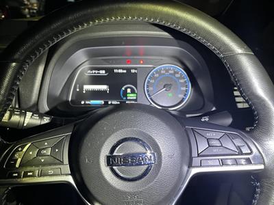 2018 Nissan Leaf - Thumbnail