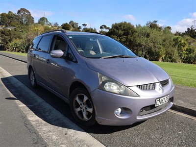 2005 Mitsubishi Grandis