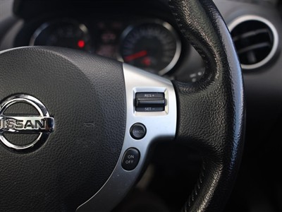 2011 Nissan QASHQAI - Thumbnail