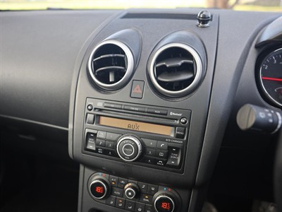 2011 Nissan QASHQAI - Thumbnail
