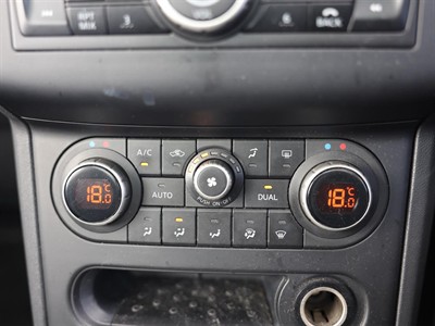 2011 Nissan QASHQAI - Thumbnail