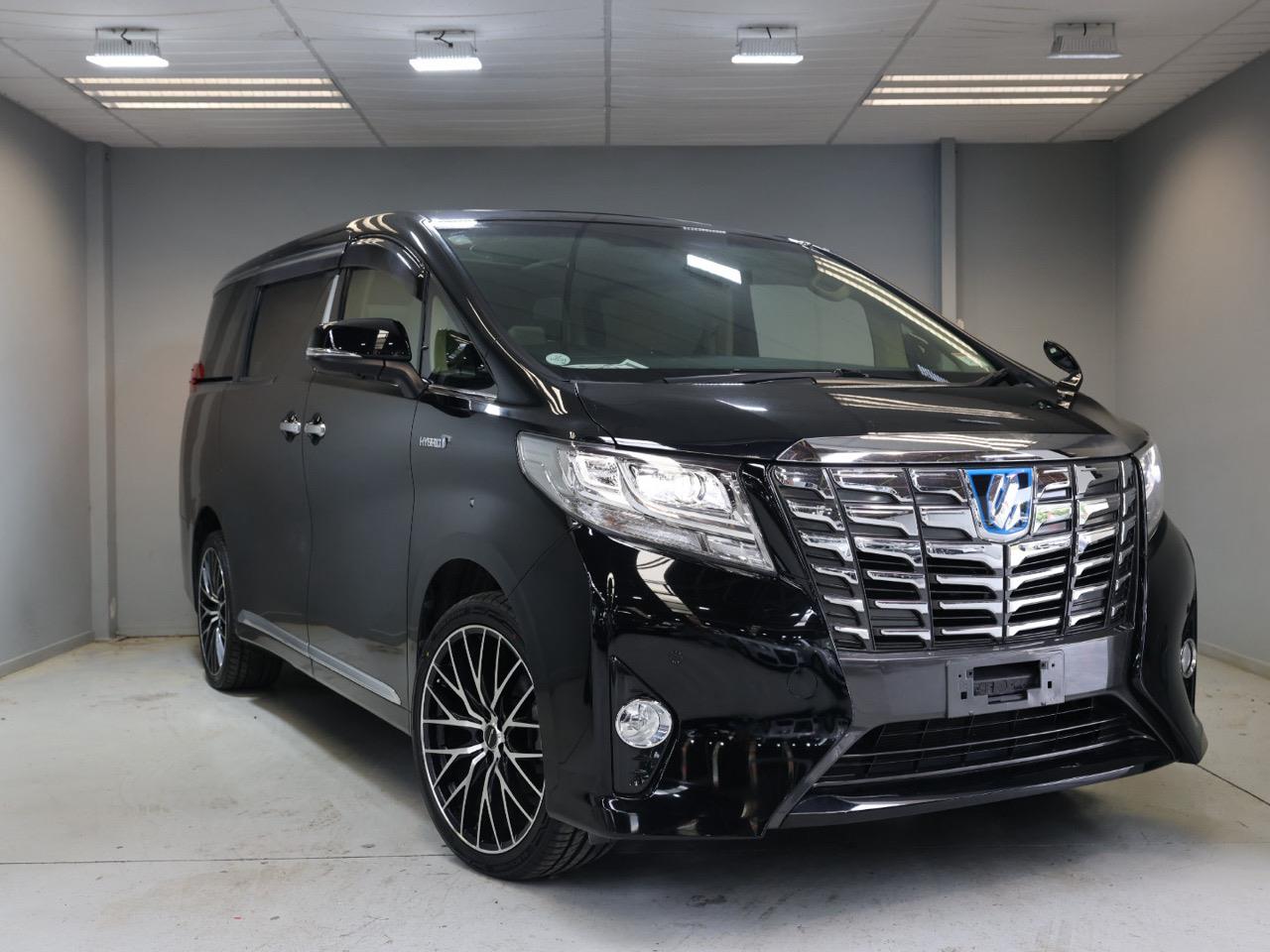 2015 Toyota Alphard