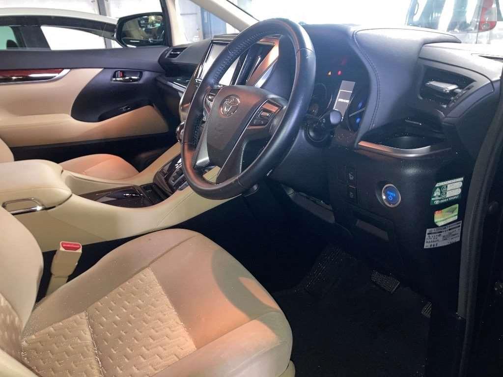2015 Toyota Alphard