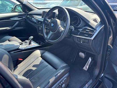2017 BMW X5 - Thumbnail
