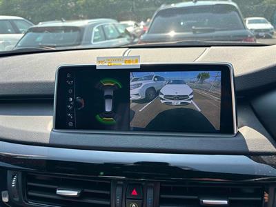 2017 BMW X5 - Thumbnail