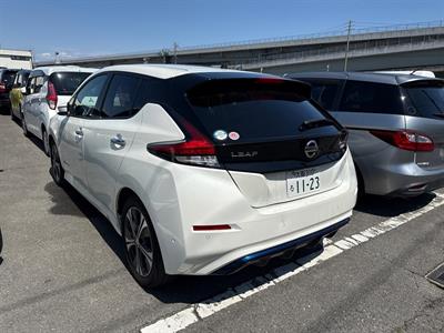 2018 Nissan Leaf - Thumbnail