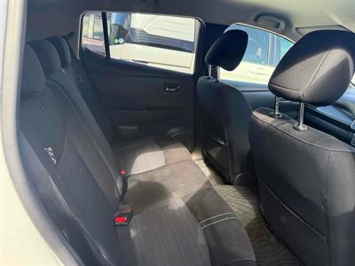 2018 Nissan Leaf - Thumbnail