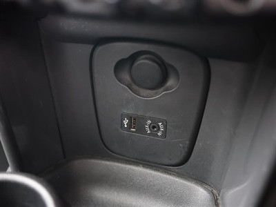 2015 Mini Cooper - Thumbnail