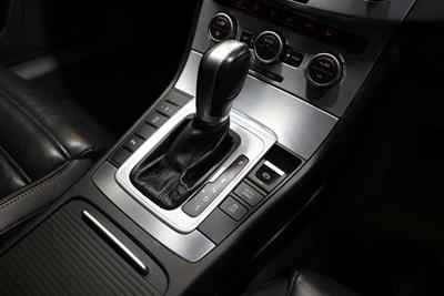 2015 Volkswagen Passat - Thumbnail