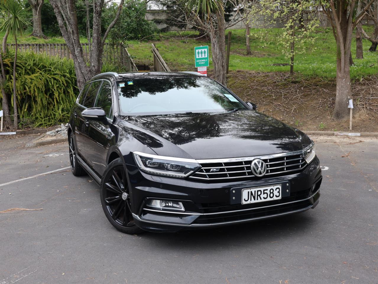 2016 Volkswagen PASSAT