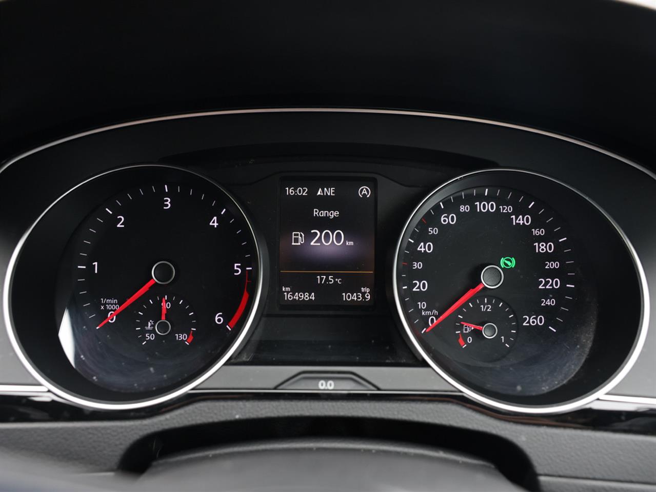 2016 Volkswagen PASSAT