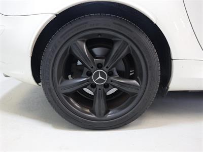 2005 Mercedes-Benz SLk 350 - Thumbnail