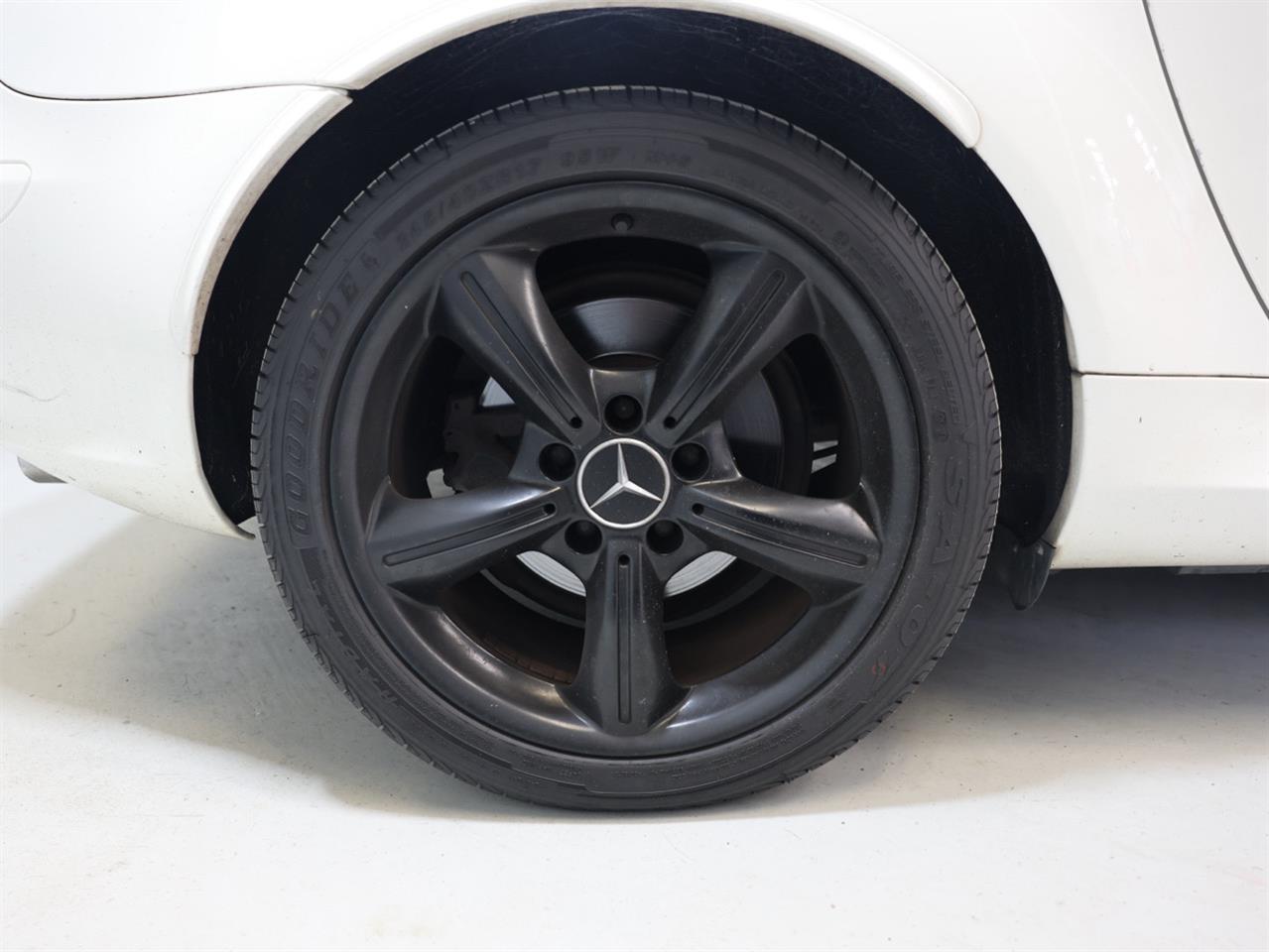 2005 Mercedes-Benz SLk 350