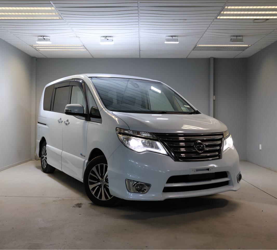 2015 Nissan Serena