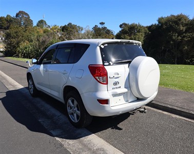 2006 Toyota RAV4 - Thumbnail