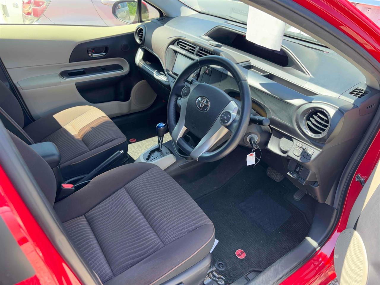 2013 Toyota Aqua