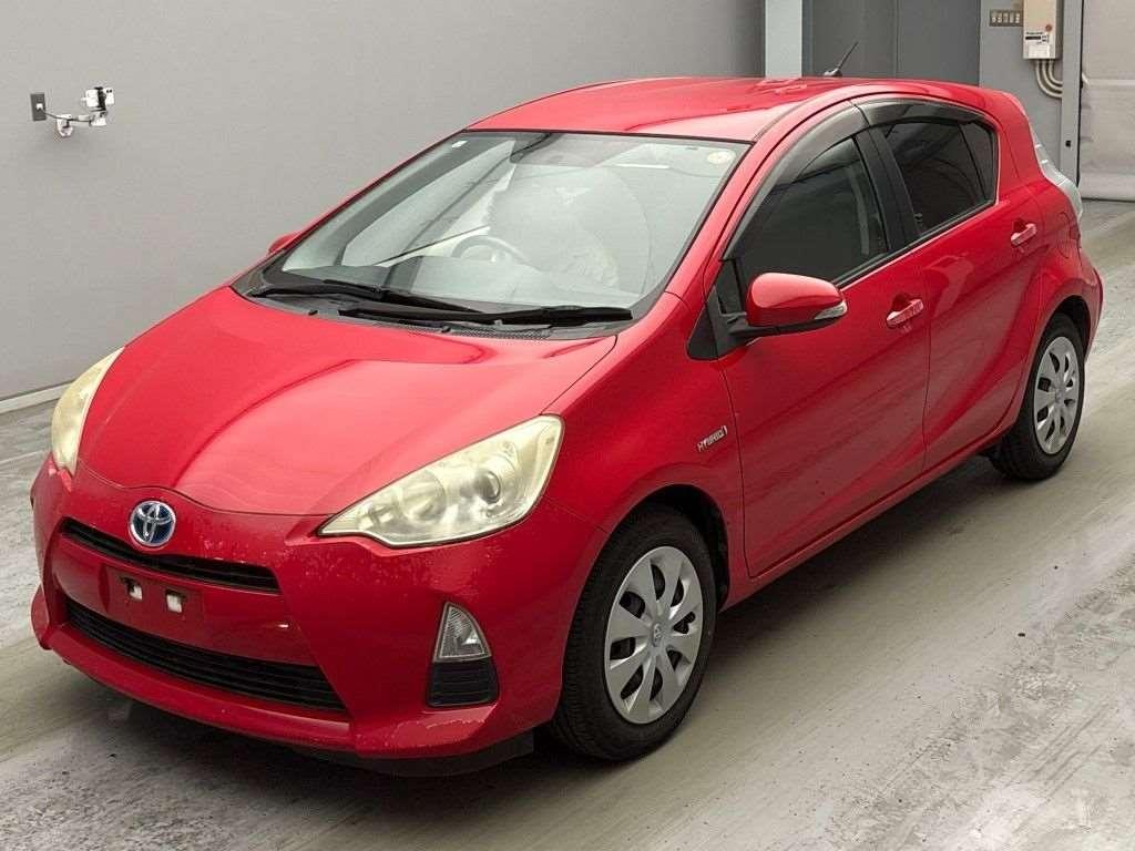 2013 Toyota Aqua