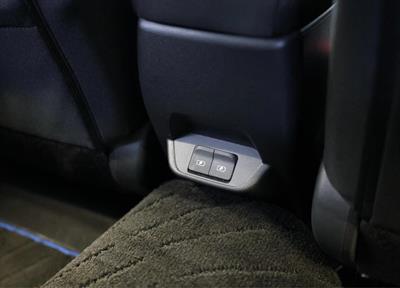 2021 Nissan Leaf - Thumbnail
