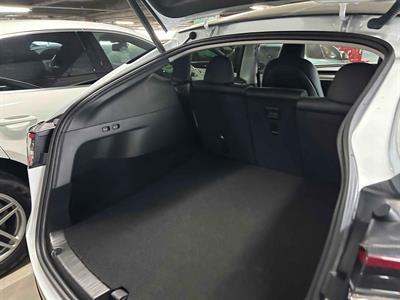 2022 Tesla Model Y - Thumbnail