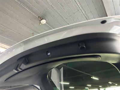 2022 Tesla Model Y - Thumbnail