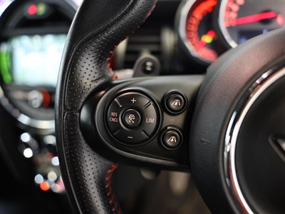 2018 Mini Cooper - Thumbnail