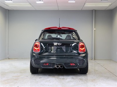 2018 Mini Cooper - Thumbnail