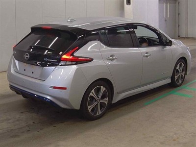 2022 Nissan Leaf - Thumbnail