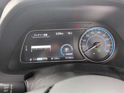 2022 Nissan Leaf - Thumbnail