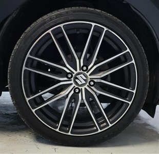 2017 Suzuki Swift - Thumbnail