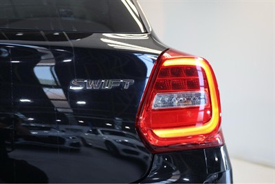 2017 Suzuki Swift - Thumbnail