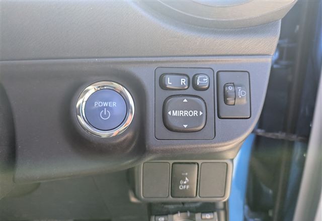 2013 Toyota Aqua