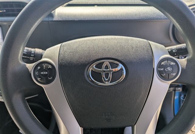 2013 Toyota Aqua
