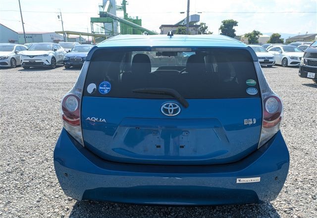 2013 Toyota Aqua