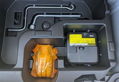 2013 Toyota Aqua - Thumbnail