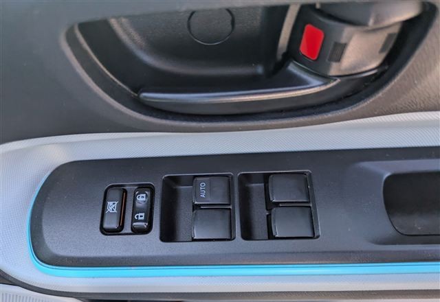 2013 Toyota Aqua