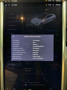 2015 Tesla Model S - Thumbnail