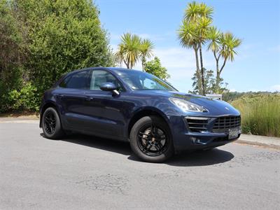 2015 Porsche Macan