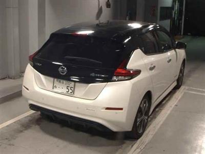 2018 Nissan Leaf - Thumbnail
