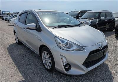 2015 Toyota Aqua - Thumbnail