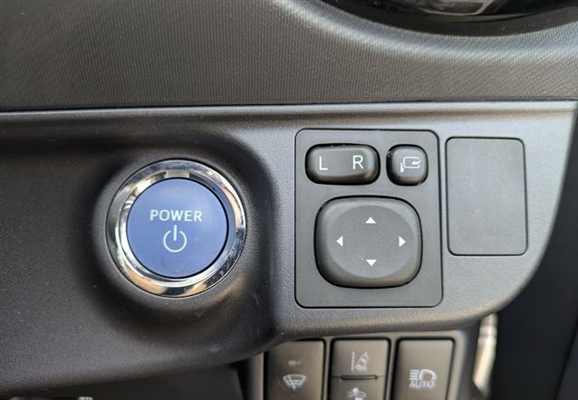 2015 Toyota Aqua