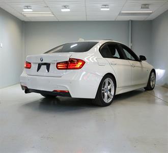 2013 BMW 320i - Thumbnail