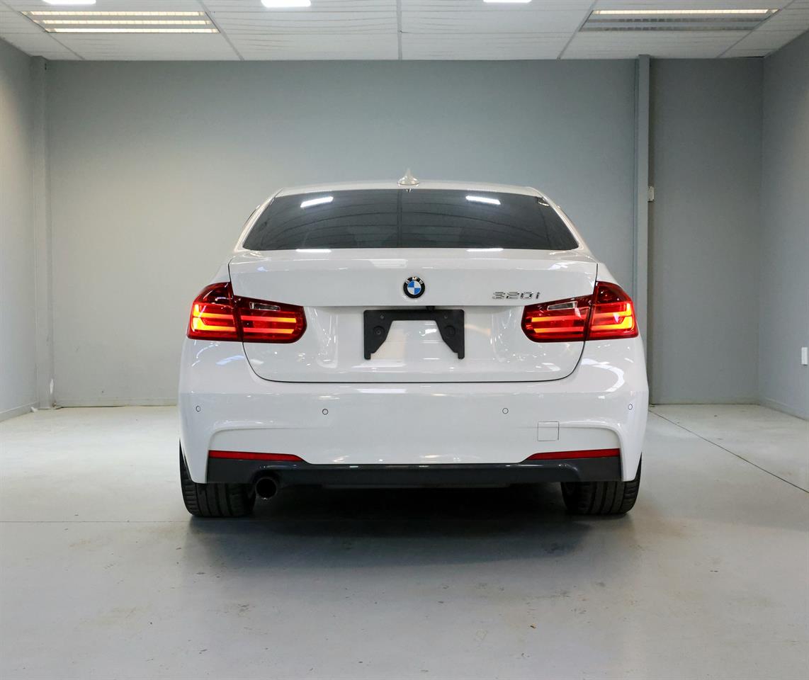2013 BMW 320i