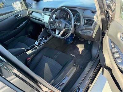2019 Nissan Leaf - Thumbnail