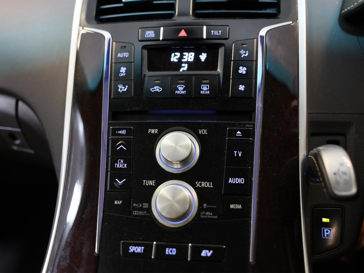 2014 Toyota Sai