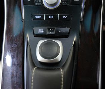 2014 Toyota Sai - Thumbnail