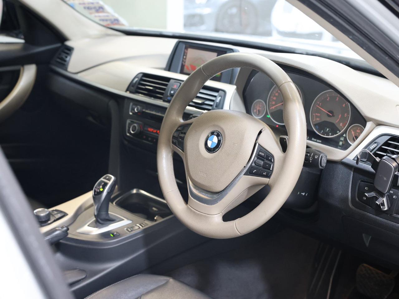 2012 BMW 320d