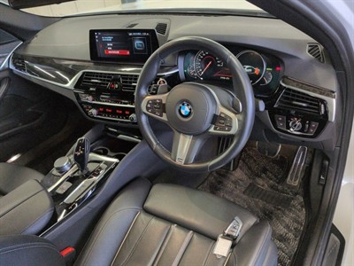 2017 BMW 523i - Thumbnail